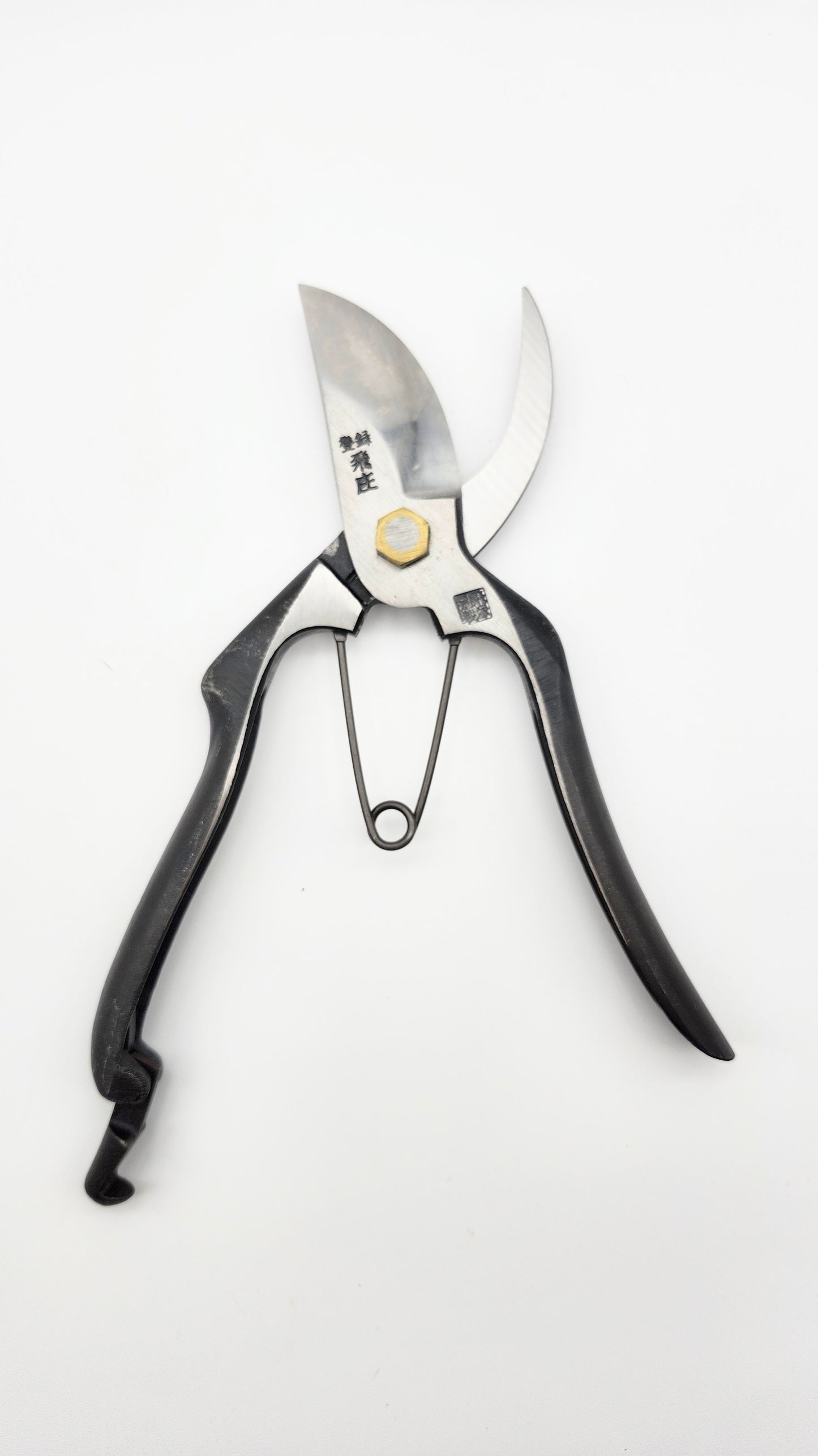 Tobisho Japanese hand crafted Secateur / Pruner.  Forged Steel Black Finish Type-SR1 200mm
