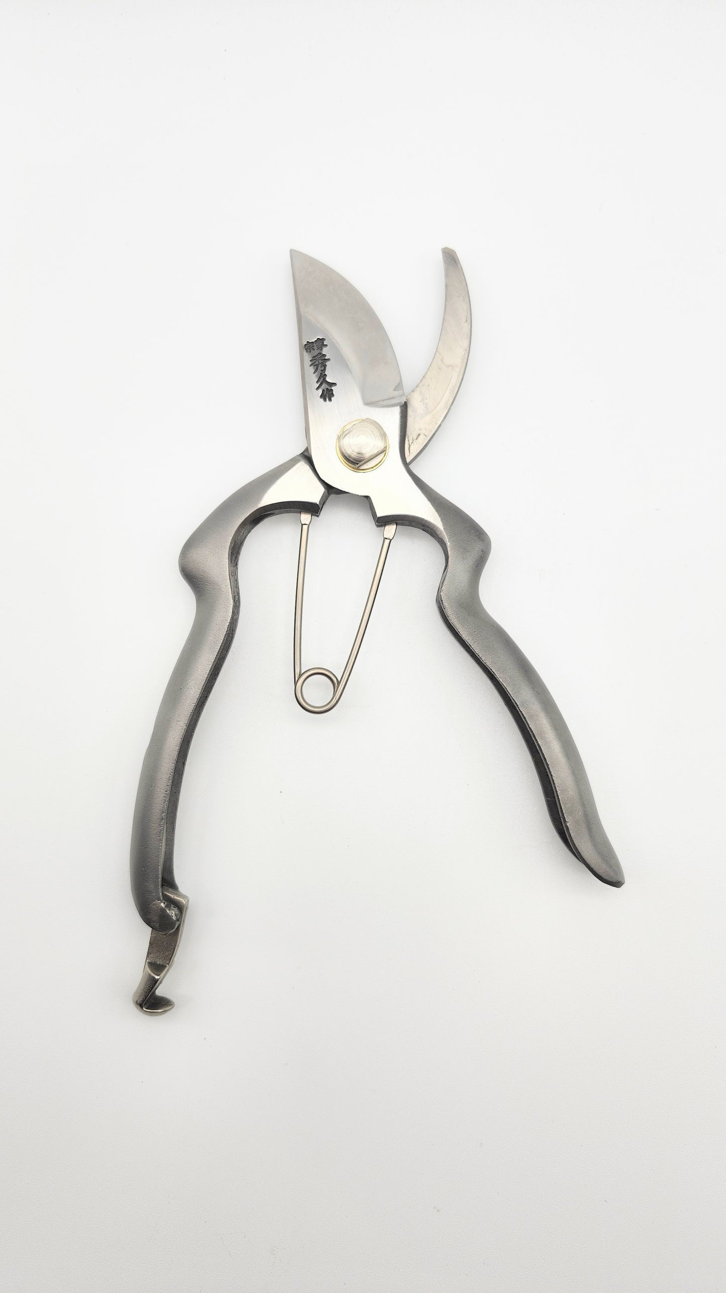 Hidehisa Japanese hand crafted Stainless Secateur / Pruner. YP180S 180mm