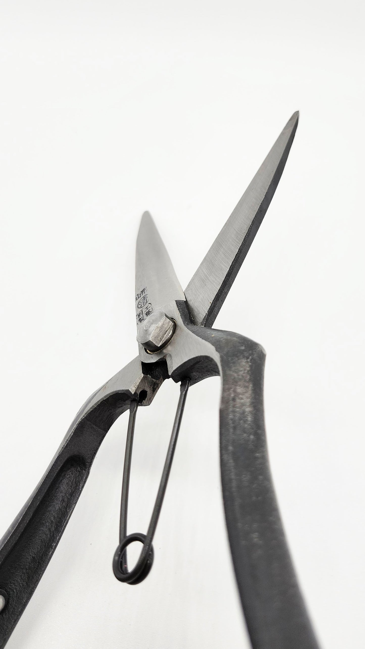 Kudouseikyo Secateurs. Pine Tree / Needle pruner 230mm