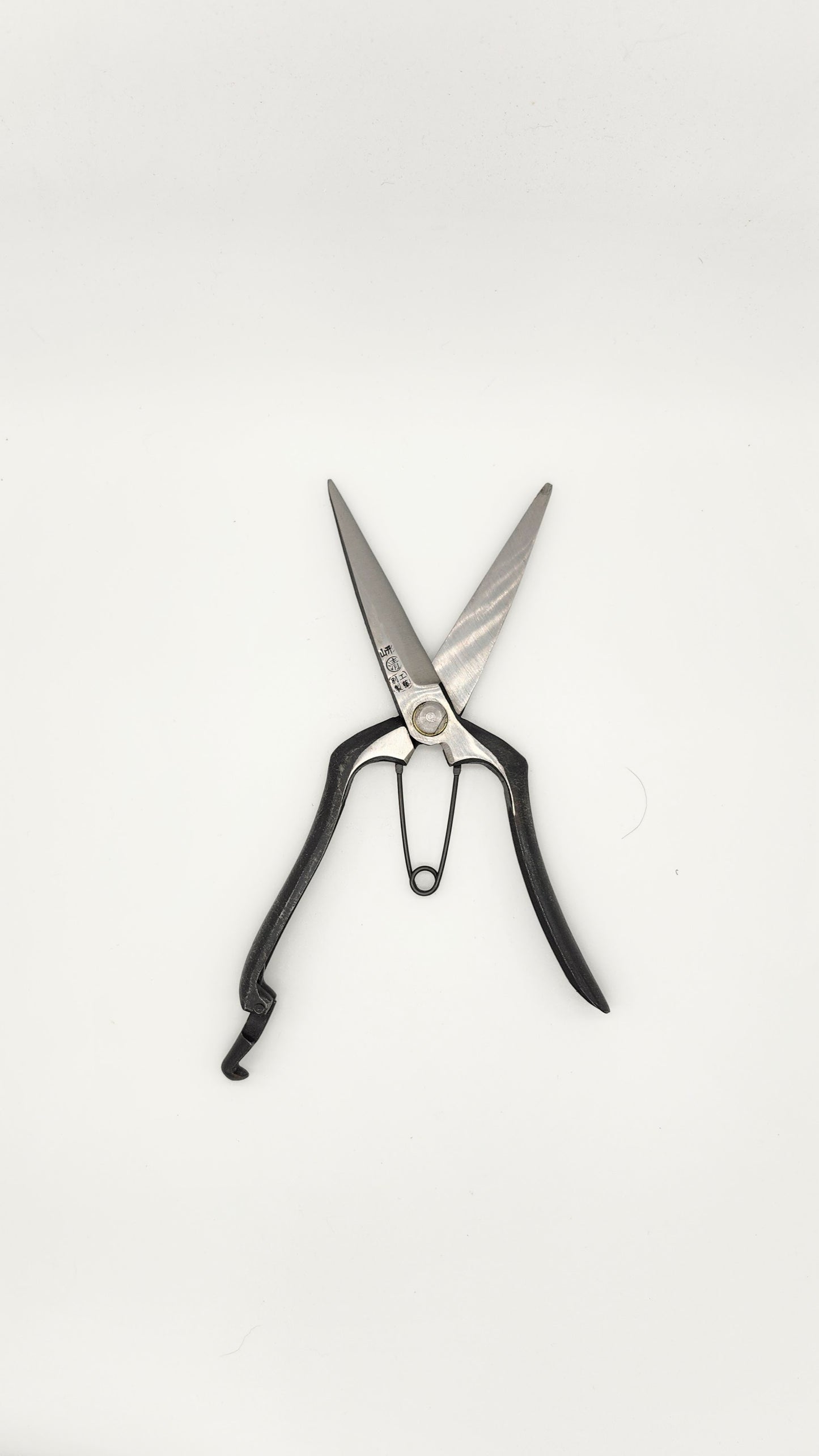 Kudouseikyo Secateurs. Pine Tree / Needle pruner 230mm