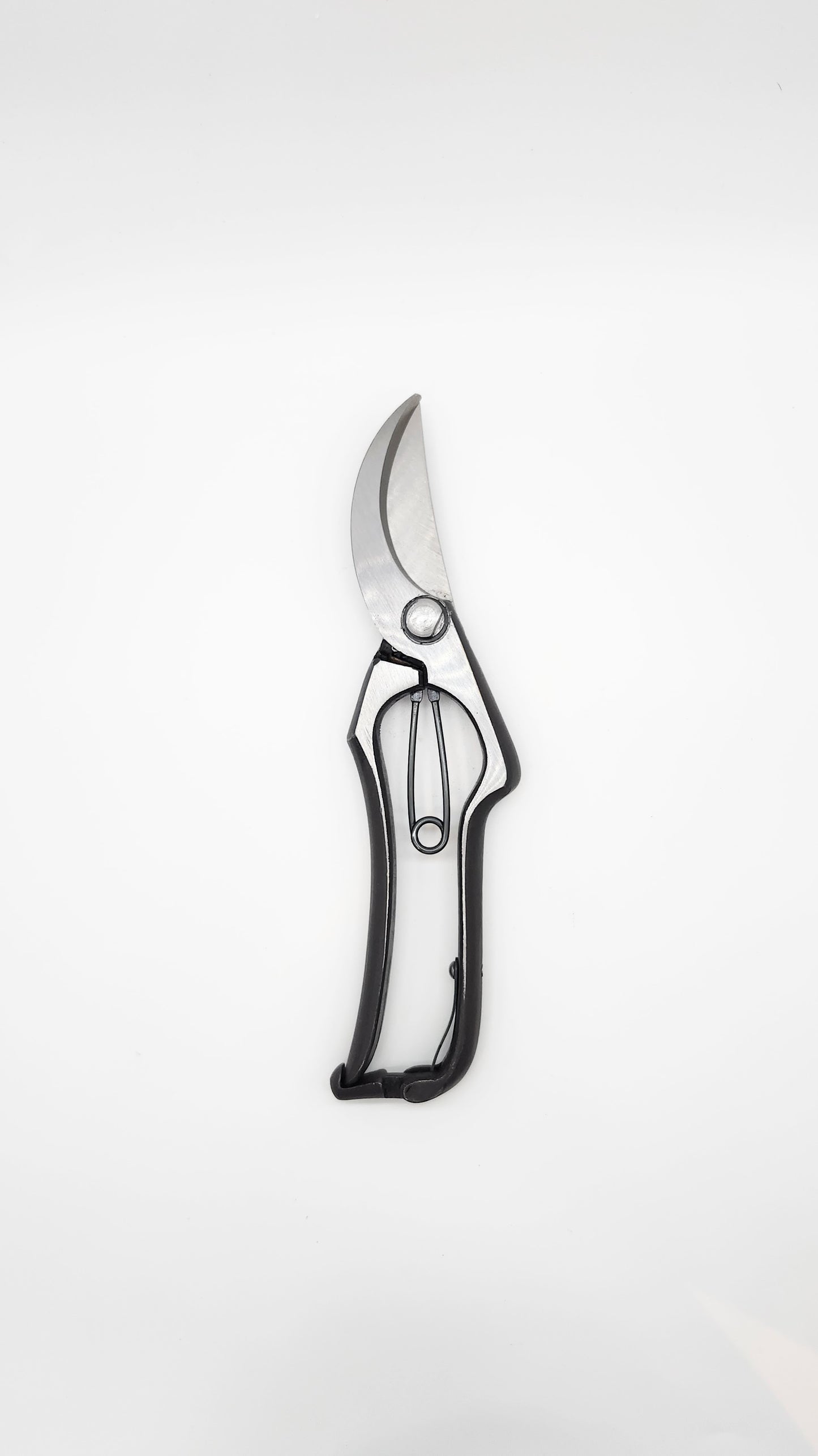 Tobisho Pruning Shears. Damascus steel construction with 16 layers of Yasuki Aogami Steel / blue paper steel.